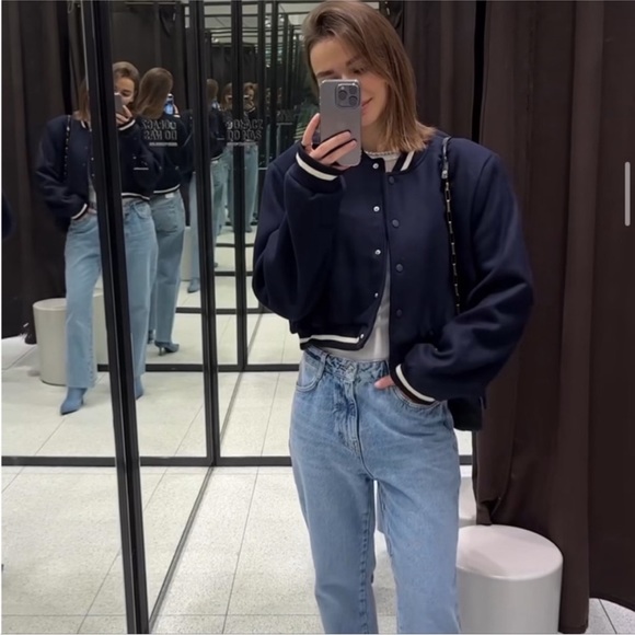 selling zara crop wool bomber jacket in navy, size small - Picture 5 of 8